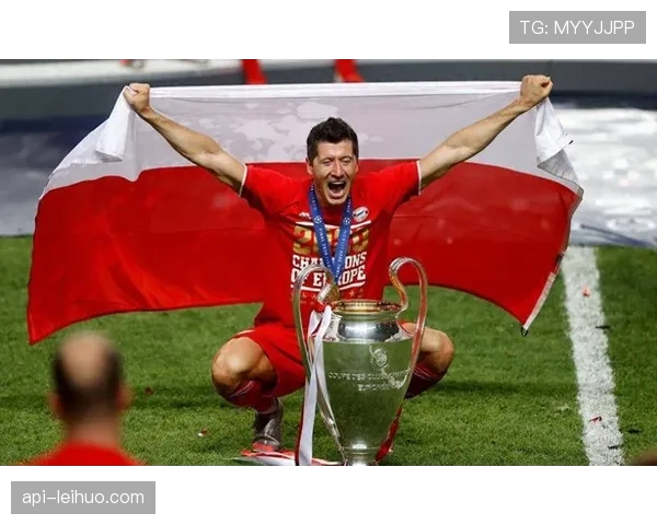 莱万多夫斯基宣布将于赛季末离开拜仁慕尼黑 莱万多夫斯基宣布将于赛季末离开拜仁慕尼黑